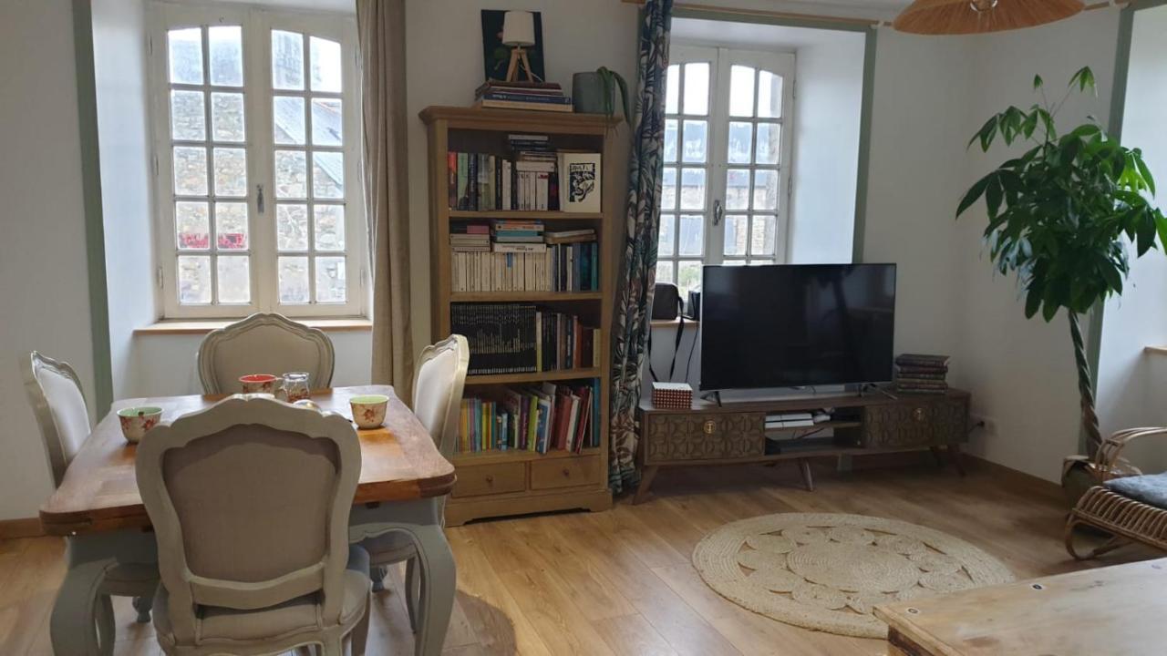 Appartement Au Centre De Pleubian Exterior foto
